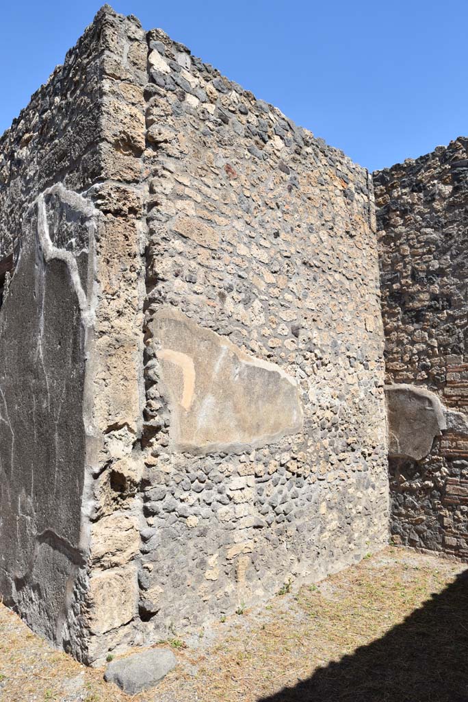 I.4.25 Pompeii. September 2020. East ala 54, looking east along north wall.
Foto Tobias Busen, ERC Grant 681269 DCOR
