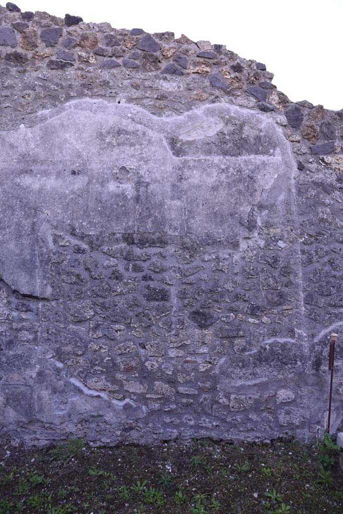 I.4.25 Pompeii. October 2019. Lower Peristyle 32, continuation of south wall from south-east corner.
Foto Tobias Busen, ERC Grant 681269 DCOR.
