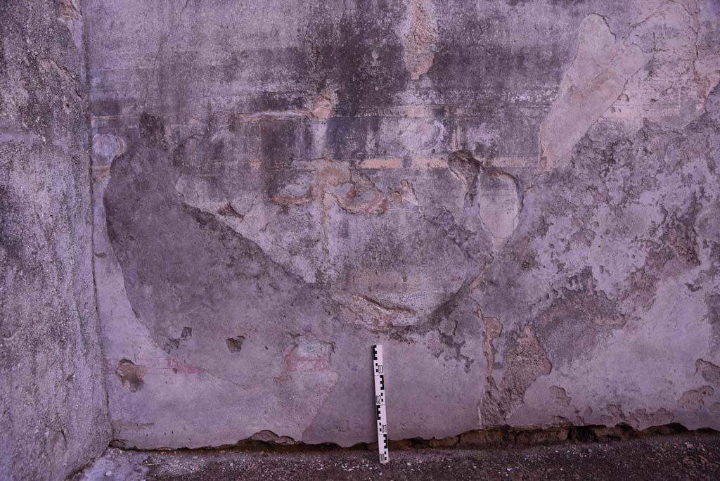 I.4.5 Pompeii. October 2019. Room 19, looking towards south wall in south-east corner.
Foto Tobias Busen, ERC Grant 681269 DÉCOR.

