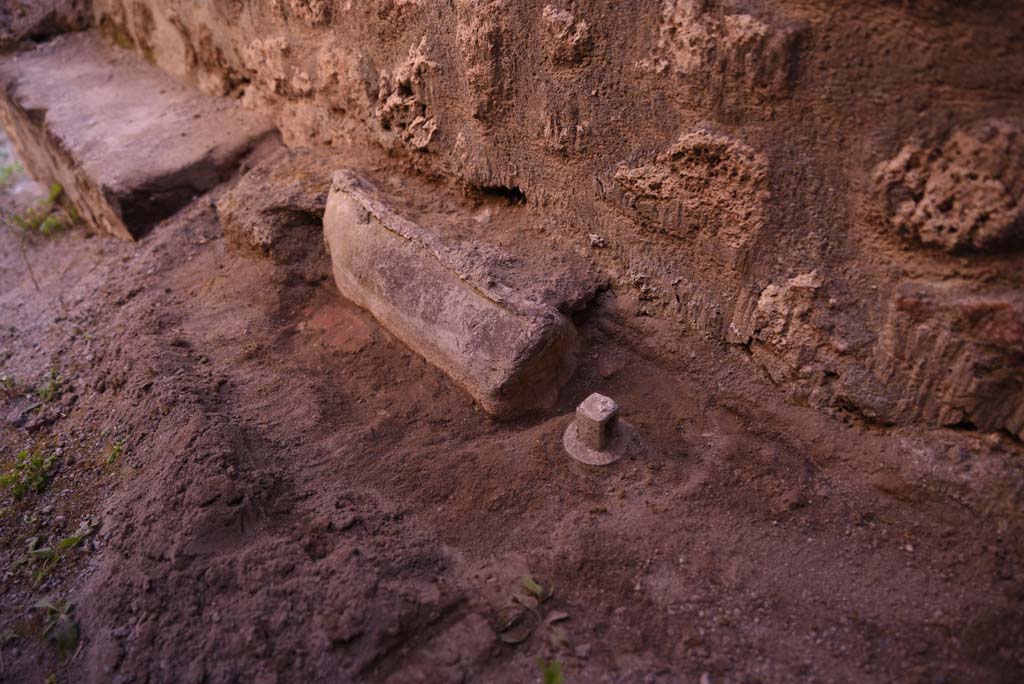 I.4.5 Pompeii. October 2019. Corridor 13A, or unnumbered corridor on north side of room 13, looking south.
Foto Tobias Busen, ERC Grant 681269 DCOR.
