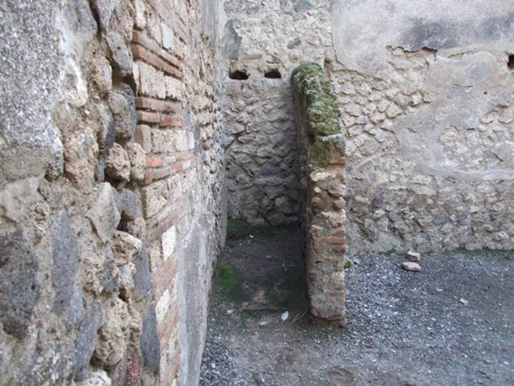 I.4.27 Pompeii. December 2007. Latrine in south-west corner.