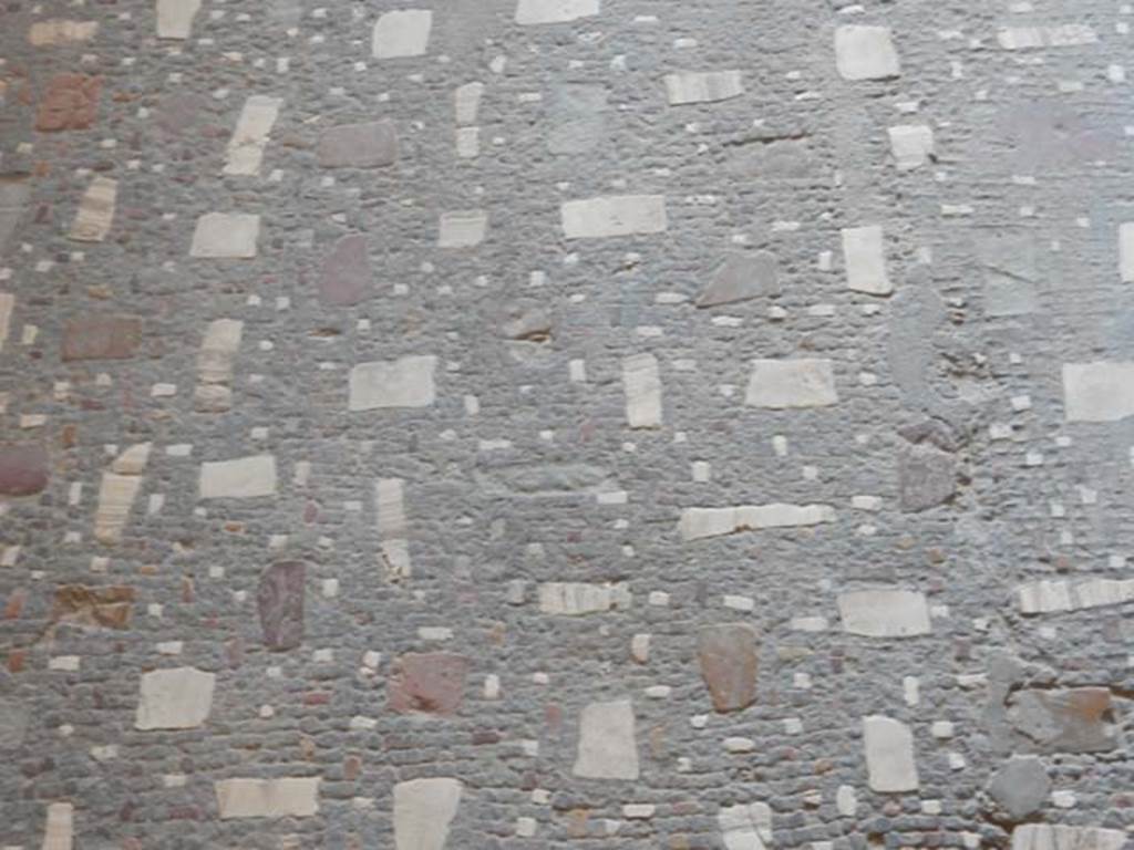 I.6.2 Pompeii. May 2016. Flooring in antecamera. Photo courtesy of Buzz Ferebee.

