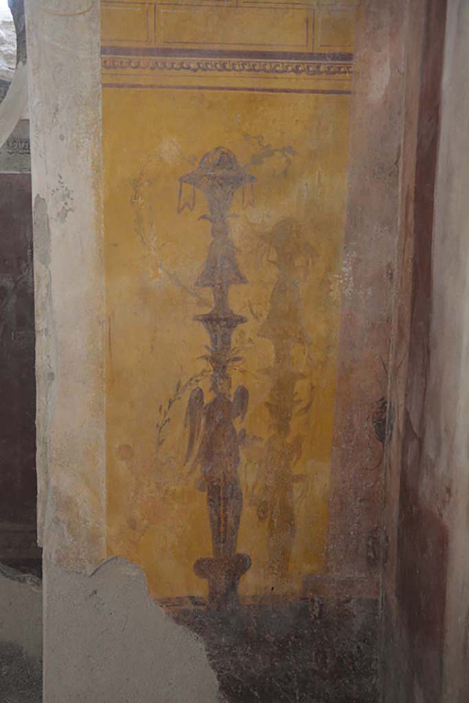 I.6.2 Pompeii. September 2019. Detail of painted candelabra from north end of west wall.
Foto Annette Haug, ERC Grant 681269 DCOR.
