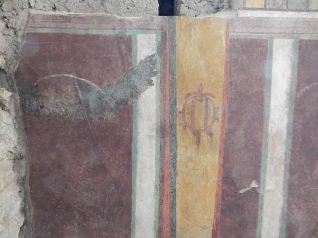 I.6.2 Pompeii. May 2016. East wall of west wing of cryptoporticus, at northern end.  
Photo courtesy of Buzz Ferebee.

