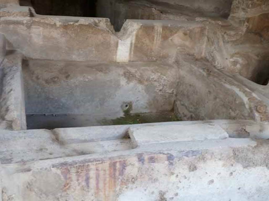 I.6.7 Pompeii. May 2010. Looking south across middle vat connecting to front vat.