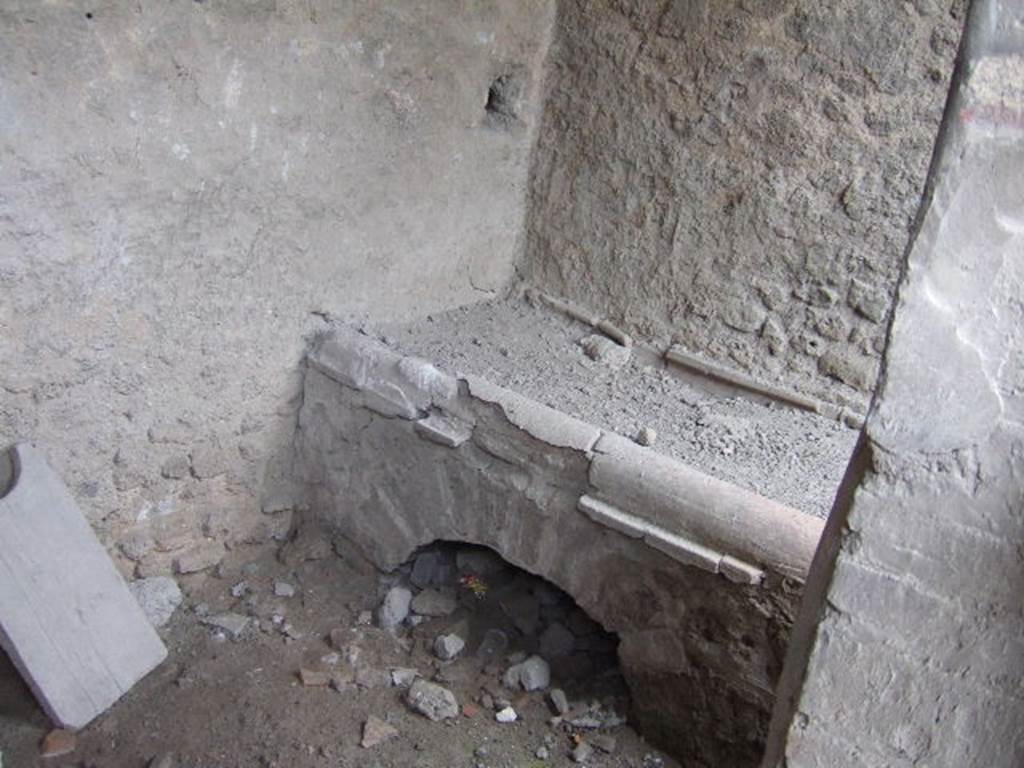 I.6.7 Pompeii. December 2005.  Hearth in kitchen.