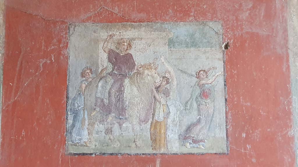 I.8.9 Pompeii. July 2021. Room 7, wall painting of Europa and the Bull from centre panel on east wall.
Foto Annette Haug, ERC Grant 681269 DÉCOR.
