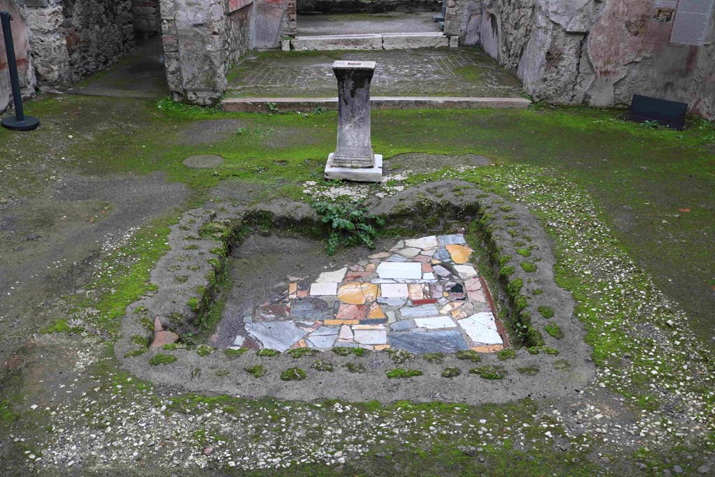 I.8.9 Pompeii. December 2018. Room 1, looking south across impluvium in atrium. Photo courtesy of Aude Durand.