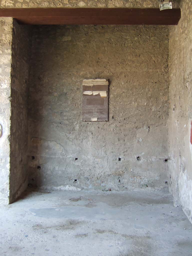 I.10.4 Pompeii. May 2006. Room 13, looking north.