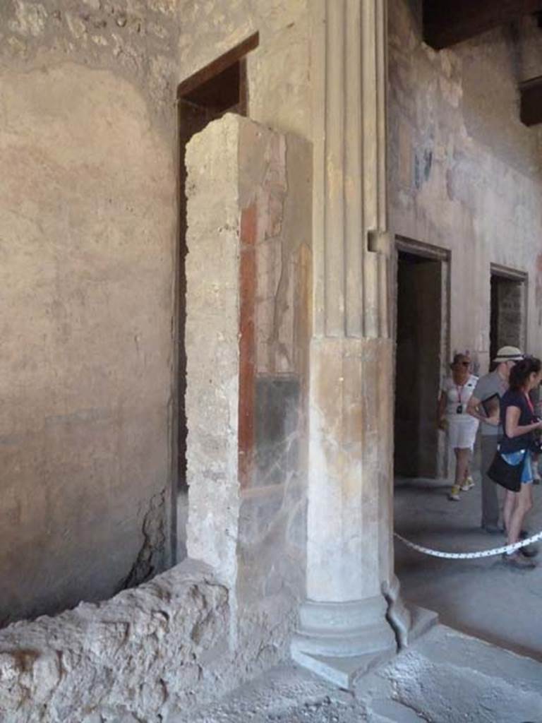 I.10.4 Pompeii. May 2006. Room 8, west wall of tablinum, at south end.