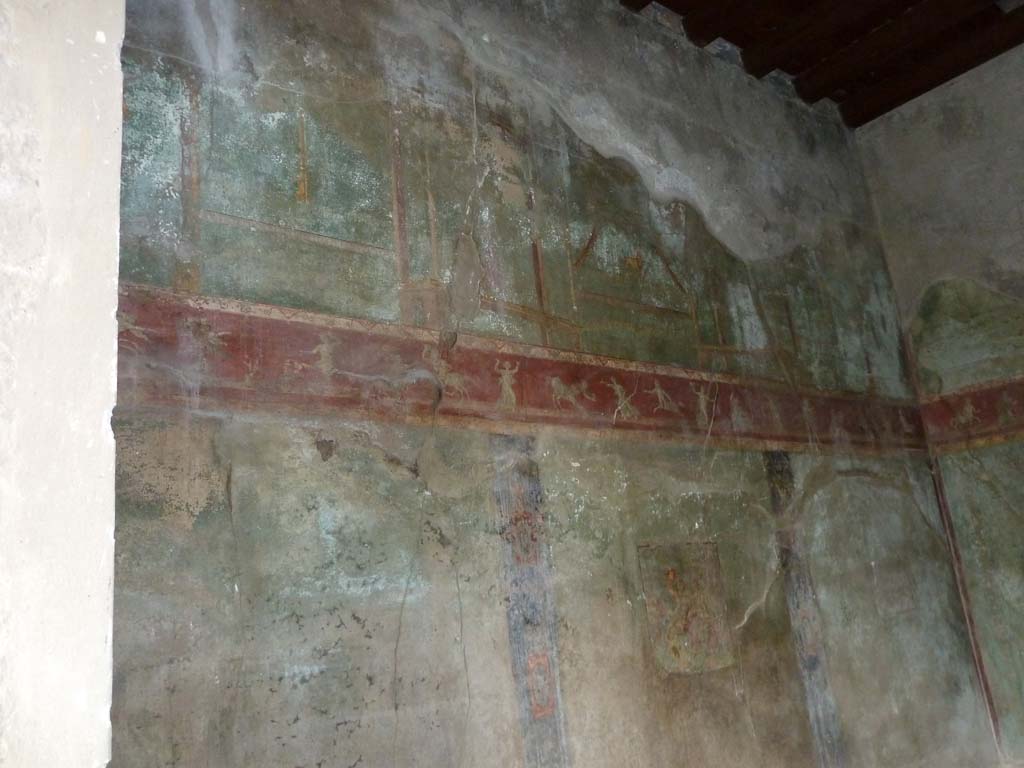 I.10.4 Pompeii. September 2017.  Room 11, looking north along west wall towards north-west corner and north wall. 
Foto Annette Haug, ERC Grant 681269 DÉCOR.
