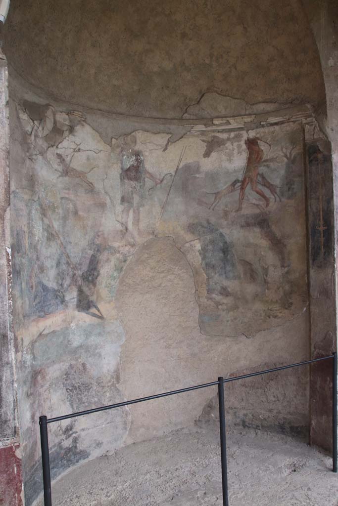 I.10.4 Pompeii. October 2017. Alcove 23, detail of flooring at east end.
Foto Annette Haug, ERC Grant 681269 DCOR.


