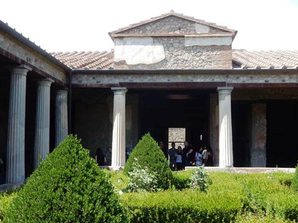 1.10.4 Pompeii. 1966. Painted garden from pluteus around the peristyle garden.  Photo by Stanley A. Jashemski.
Source: The Wilhelmina and Stanley A. Jashemski archive in the University of Maryland Library, Special Collections (See collection page) and made available under the Creative Commons Attribution-Non Commercial License v.4. See Licence and use details.
J66f0480
