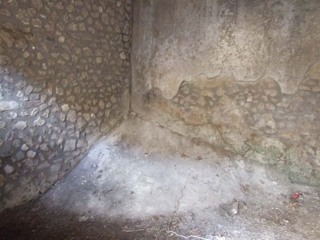 I.10.14 Pompeii. December 2006. Raised corner of room.