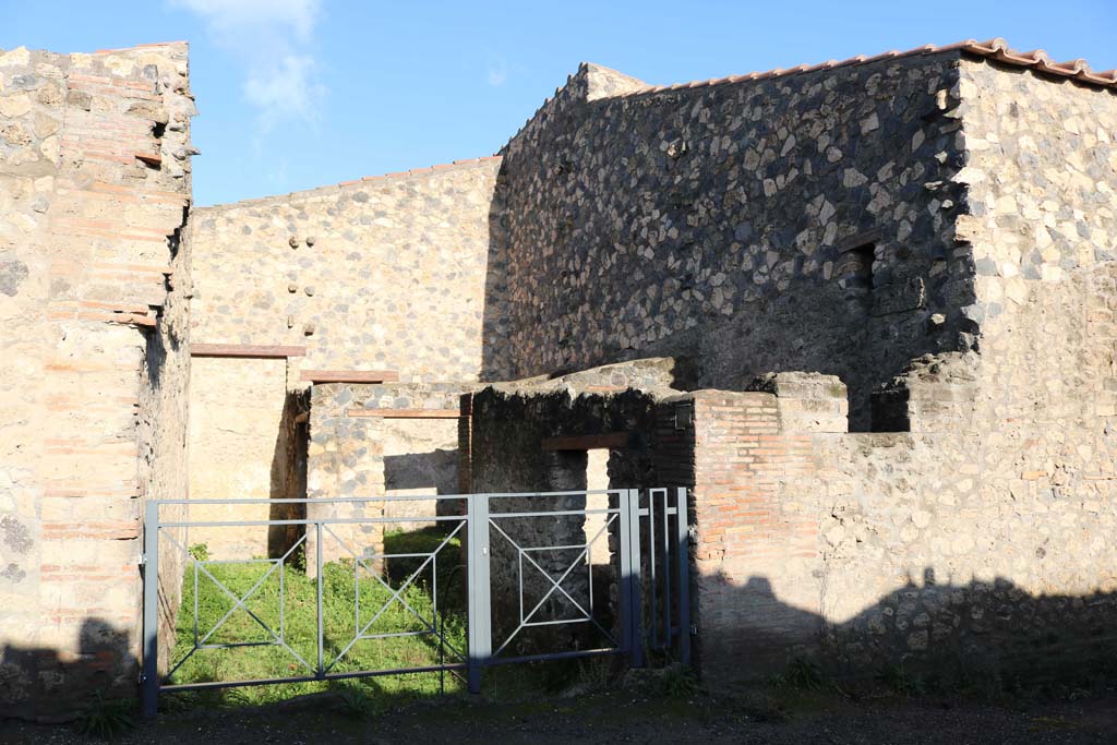 I.14.14 Pompeii. December 2018. Looking north to entrance doorway. Photo courtesy of Aude Durand