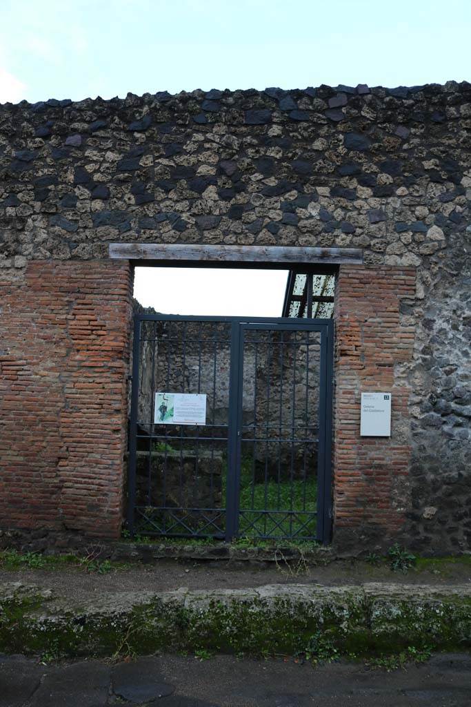 I.20.2 Pompeii. December 2018. 
Looking west to entrance doorway. Photo courtesy of Aude Durand.

