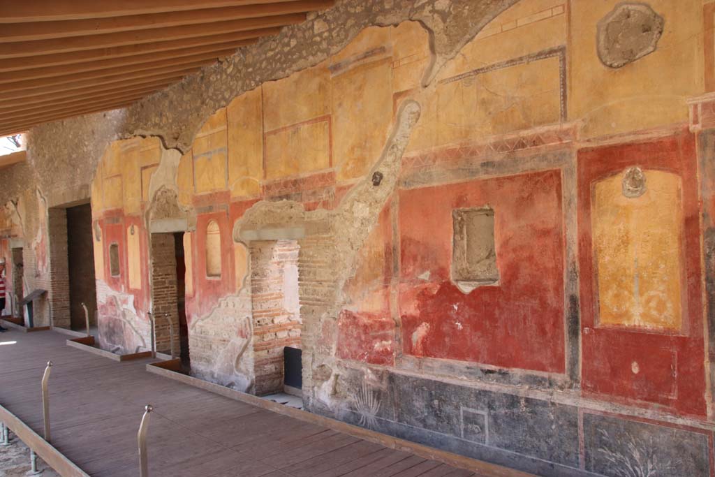 II.4.6 Pompeii. March 2019. Looking north-east from west portico. 
Foto Taylor Lauritsen, ERC Grant 681269 DÉCOR.
