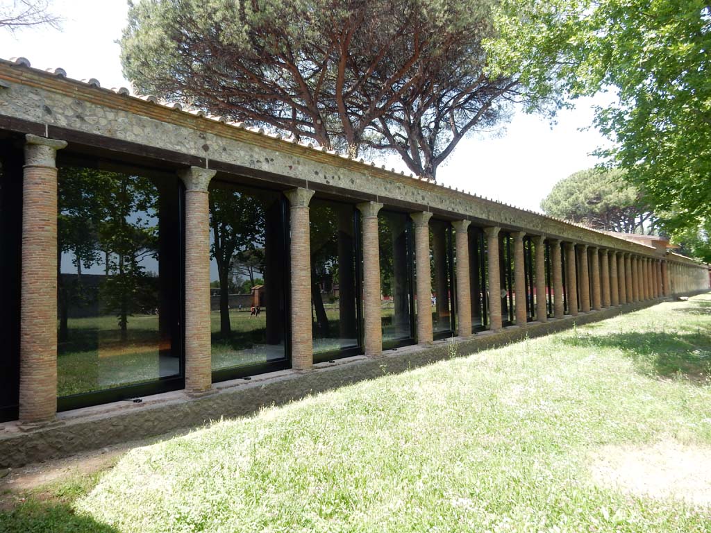 II.7 Pompeii. June 2019. Looking north towards II.7.9, on right, along west side. Photo courtesy of Buzz Ferebee.