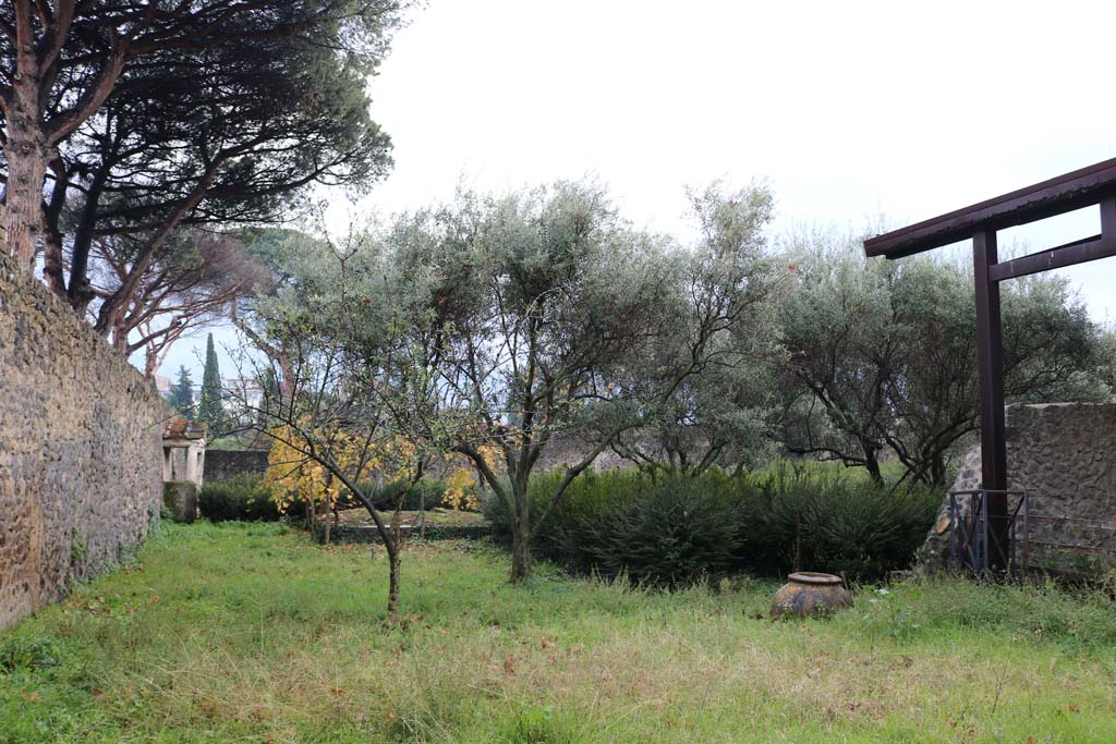 II.8.6 Pompeii. December 2018. View of garden from north, looking south. Photo courtesy of Aude Durand.