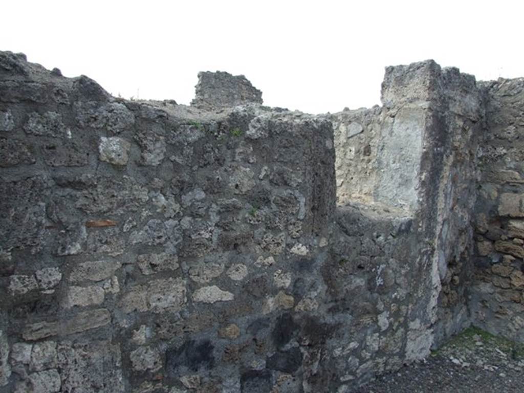 V.2.6 Pompeii.  March 2009.  West wall with window to V.2.5.