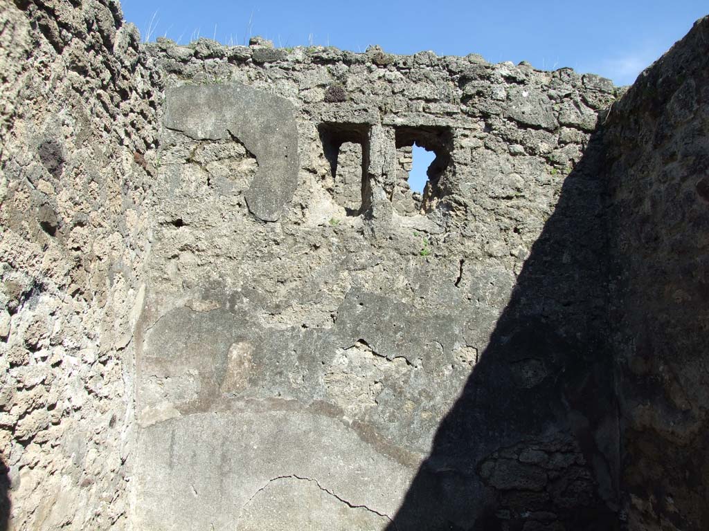 V.3.8 Pompeii. March 2009. Small room on east side of oven, east wall.