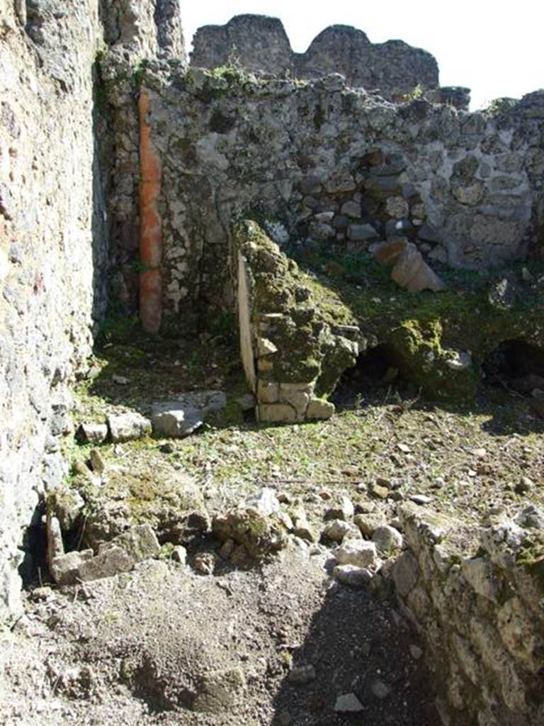 V.3.10 Pompeii.  March 2009.  Looking south in Latrine and Kitchen.