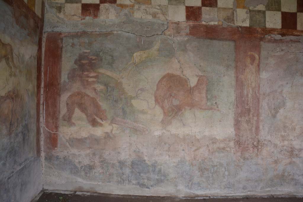 V.4.a Pompeii. March 2018. Room ‘l’ (L), detail from east wall in north-east corner.      
Foto Annette Haug, ERC Grant 681269 DÉCOR

