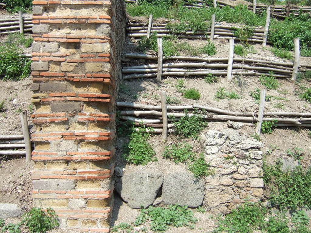 V.6.15 Pompeii. May 2006. Entrance.