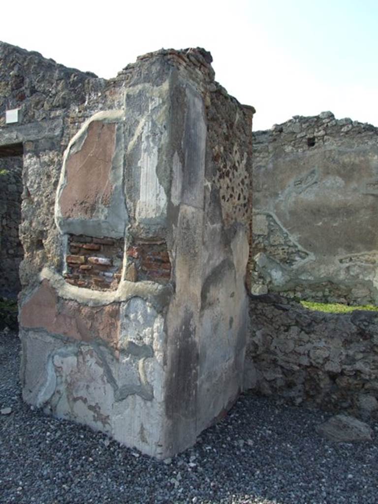 VI.7.6 Pompeii. March 2009. Room 9, west wall of tablinum, and north wall of atrium.