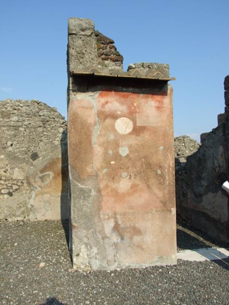 VI.7.6 Pompeii.  March 2009.  Room 1. Atrium.  East wall, between Room 11 and Room 12.