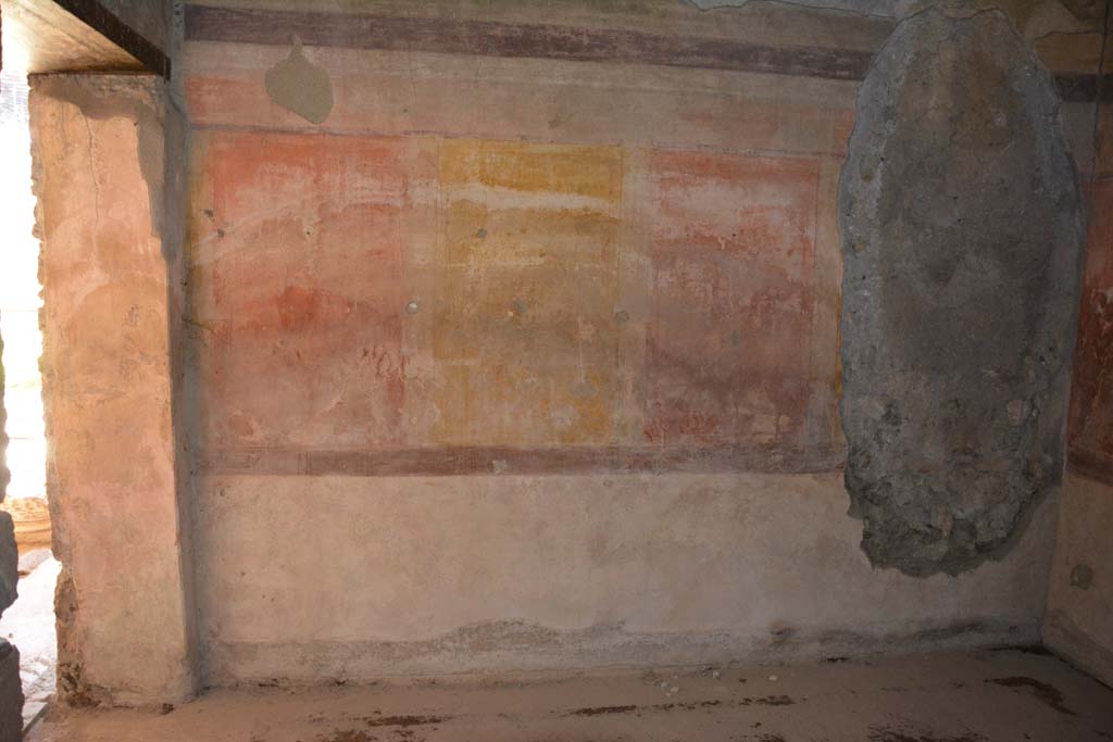 VI.11.10 Pompeii. December 2017. Room 44, looking towards south wall.
Foto Annette Haug, ERC Grant 681269 DÉCOR
