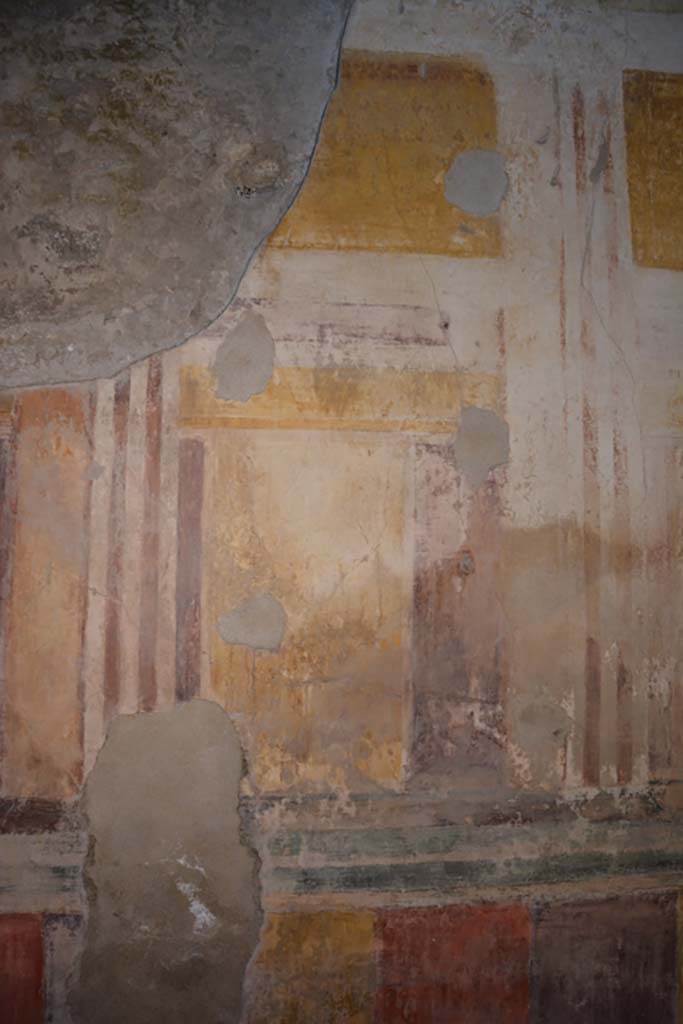 VI.11.10 Pompeii. October 2017. 
Room 43, looking west from doorway of room 45 towards doorway of room 44, in north-west corner
Foto Annette Haug, ERC Grant 681269 DÉCOR

