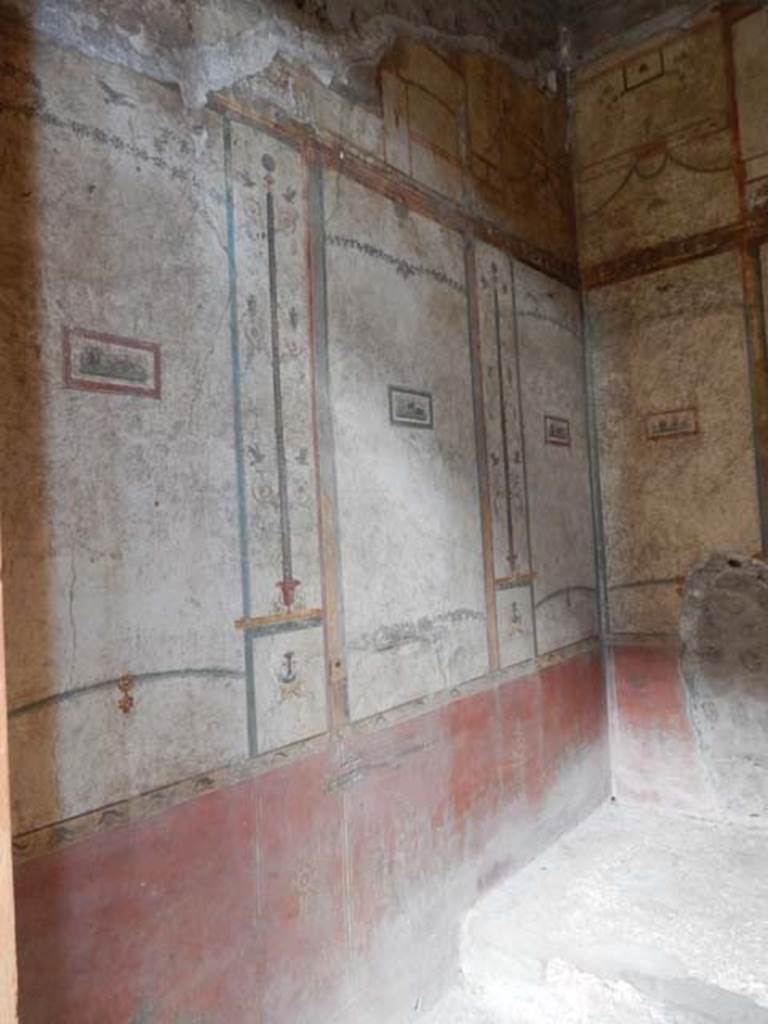 VI.15.1 Pompeii. May 2017. Looking towards west wall. Photo courtesy of Buzz Ferebee.

