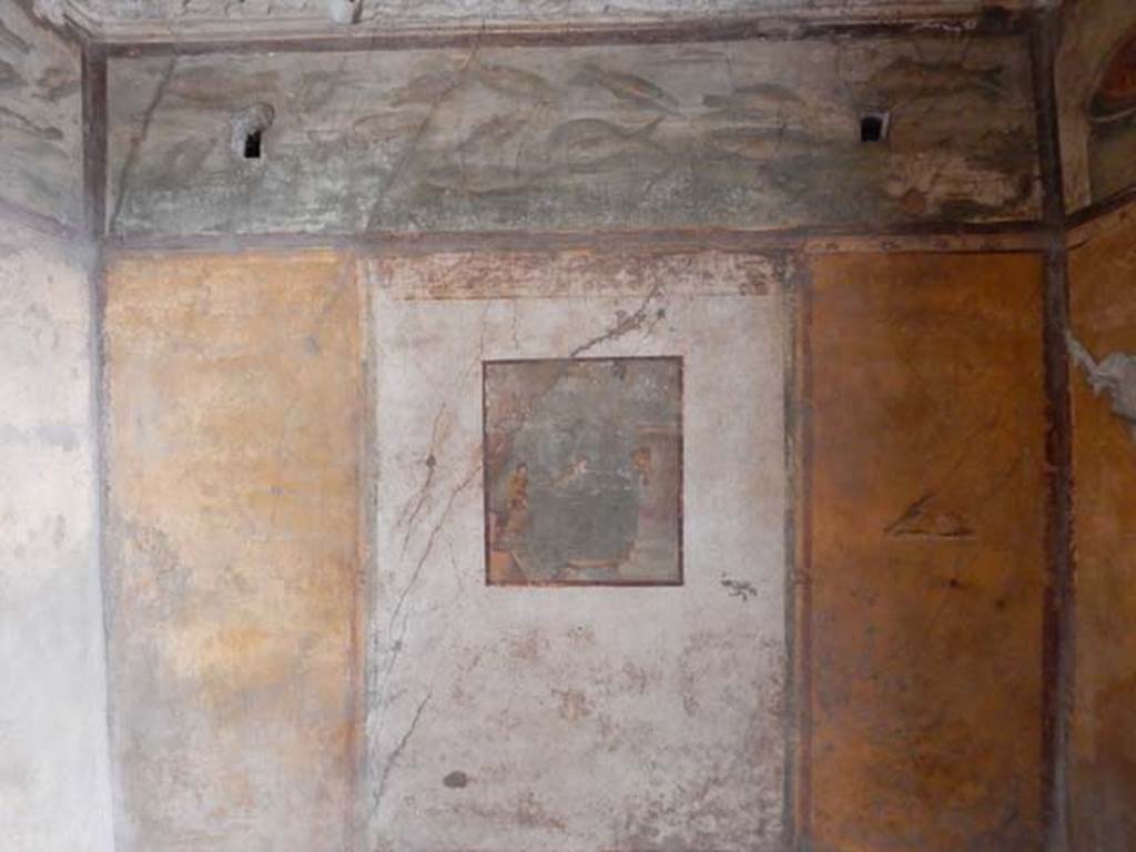 VI.15.1 Pompeii. May 2017. Looking towards south wall of bedroom on left of main entrance. Photo courtesy of Buzz Ferebee.
