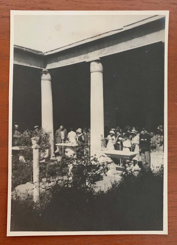 VI.15.1 Pompeii. From an album dated 1922. Looking towards north-west corner of peristyle.
Photo courtesy of Rick Bauer.
