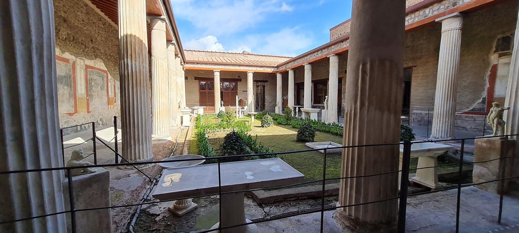 VI.15.1 Pompeii. October 2023. Looking north-east across peristyle from south-west corner. Photo courtesy of Klaus Heese.