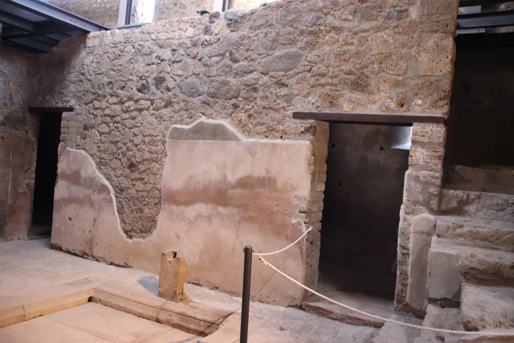 VI.15.1 Pompeii. October 2023. Looking towards impluvium in small atrium. 
Photo courtesy of Klaus Heese.
