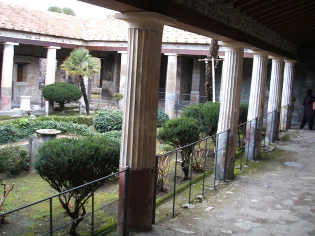 VI.16.7 Pompeii. May 2006. Looking north-east across garden area from room F, south portico.
