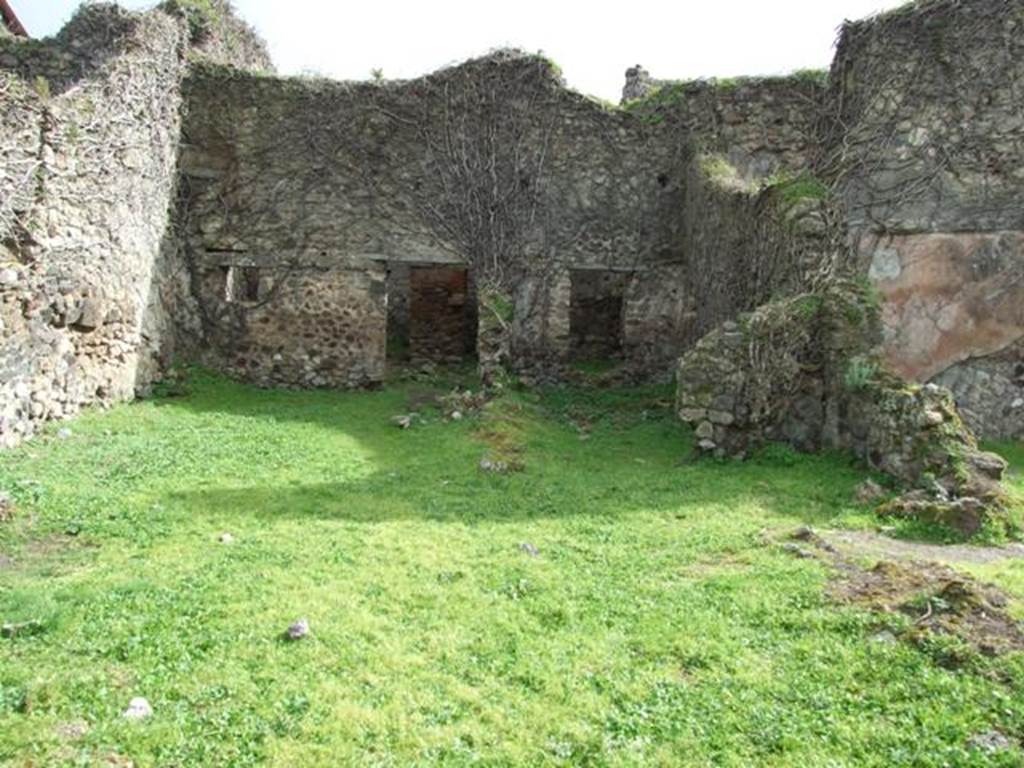 VII.3.4 Pompeii. March 2009. Looking south to site of Triclinium, and rear of dwelling.