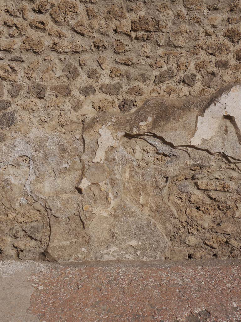 VII.7.32, Pompeii. September 2018. East end of exterior south wall of Temple.
Foto Anne Kleineberg, ERC Grant 681269 DÉCOR.
