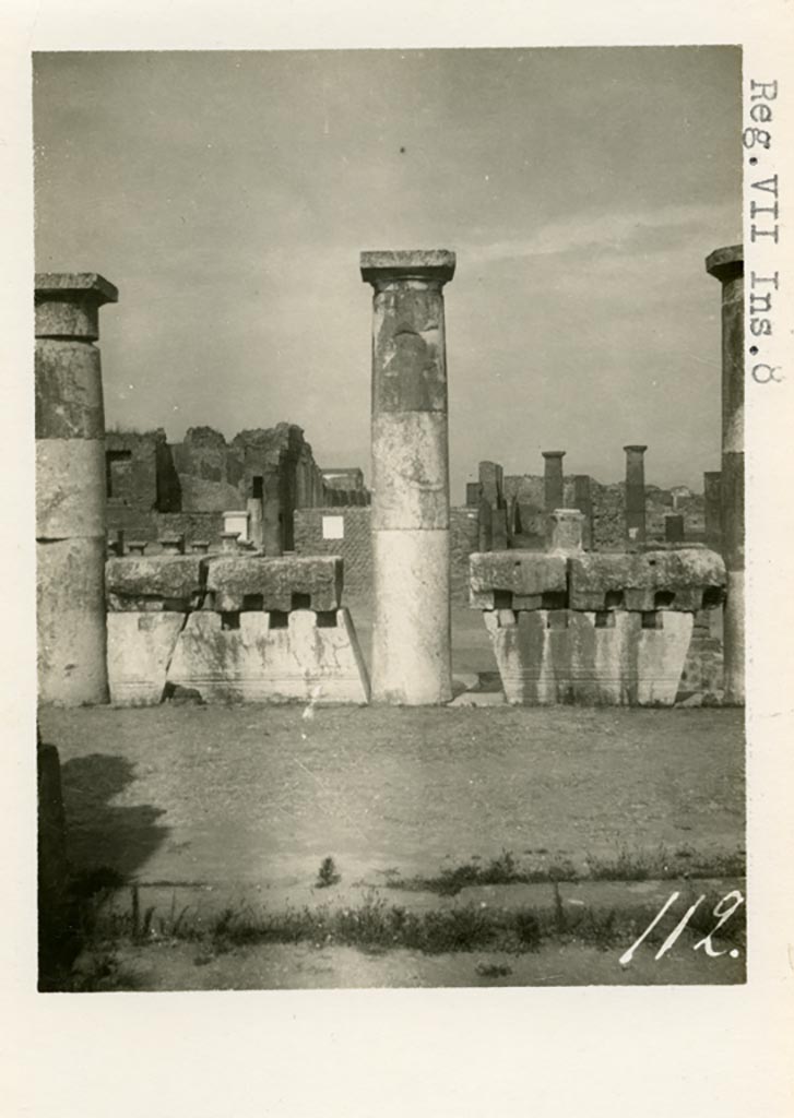 VII.8 Pompeii Forum. Pre-1937-39. Looking towards columns of portico on west side.
Photo courtesy of American Academy in Rome, Photographic Archive. Warsher collection no. 112.
