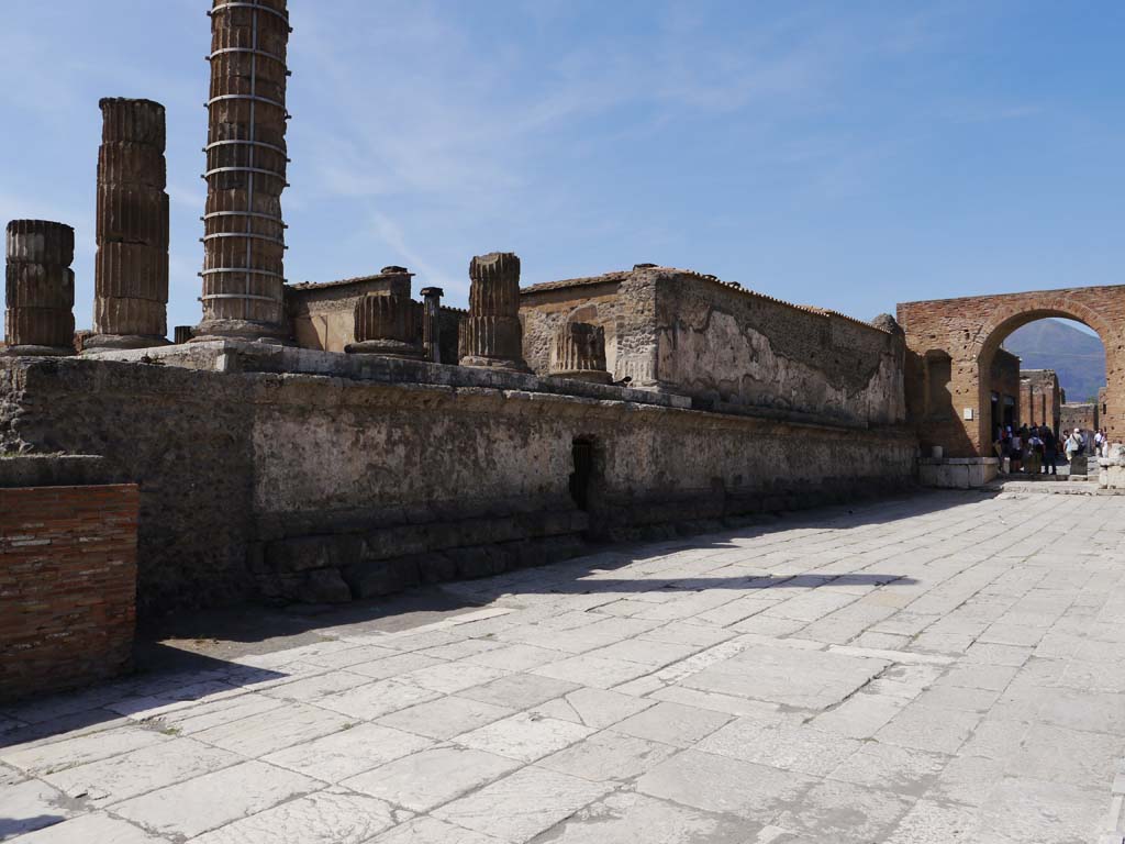 VII.8.1 Pompeii, May 2018. Looking towards south end of east wall of Temple. Photo courtesy of Buzz Ferebee.