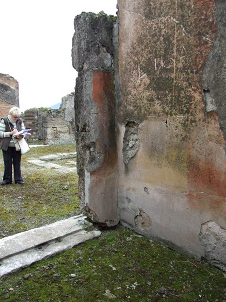 VII.9.47 Pompeii.  March 2009.  Room 9. Cubiculum. South east corner.