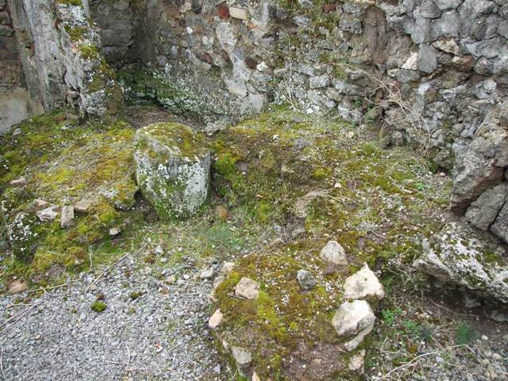 VII.9.47 Pompeii. March 2009. Room 14, site of staircase to upper floor, with latrine underneath.