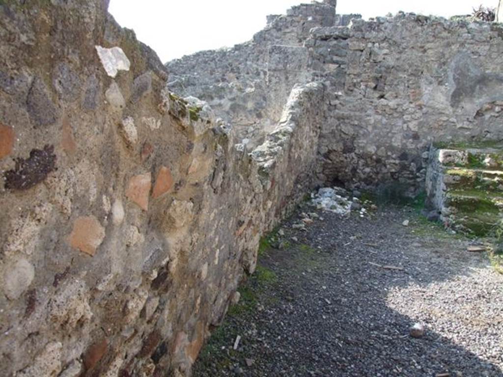 VII.13.13 Pompeii. December 2007. South wall.