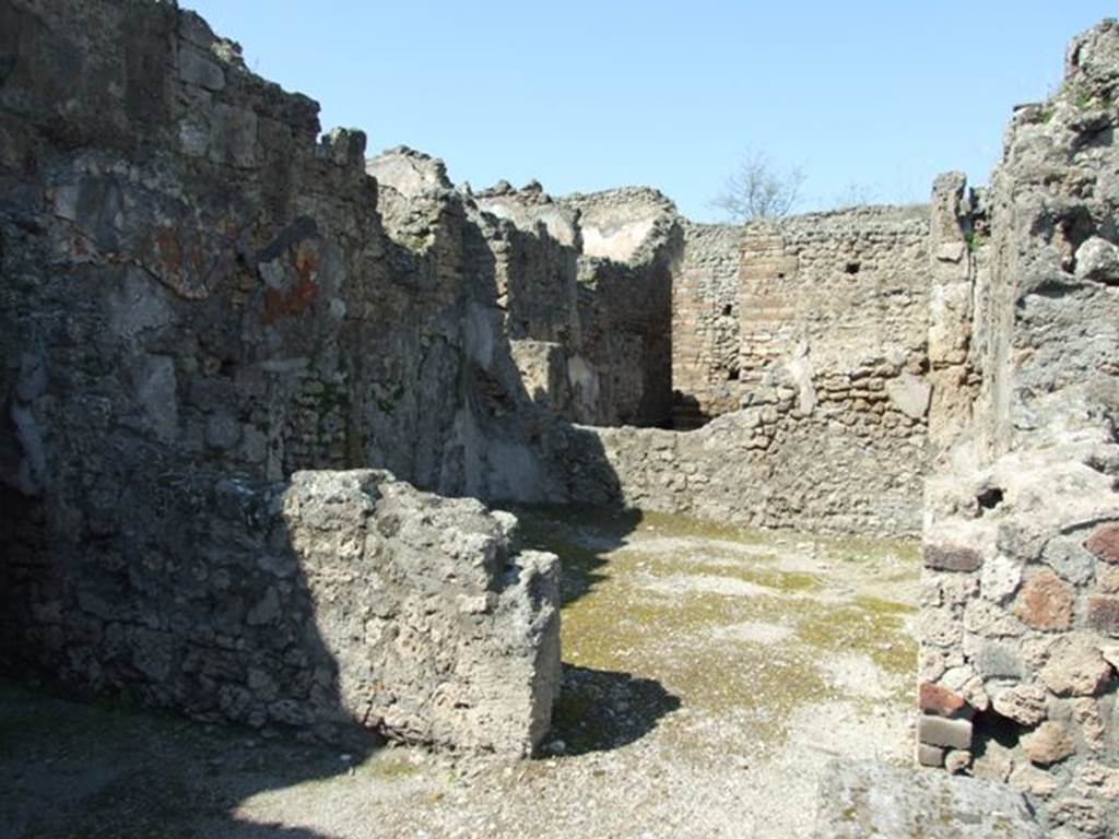 VII.14.9 Pompeii. March 2009. Doorway into room 4, doorway in north wall of room 3, ala.