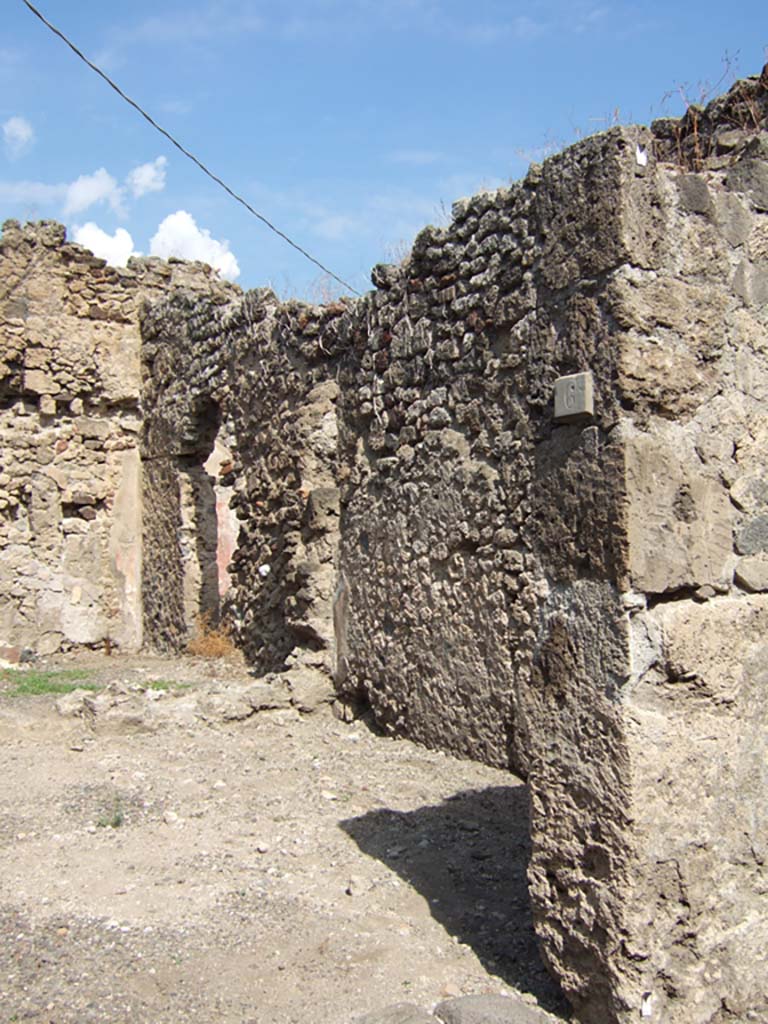 VII.15.6 Pompeii. September 2005.Looking north-east from entrance doorway.