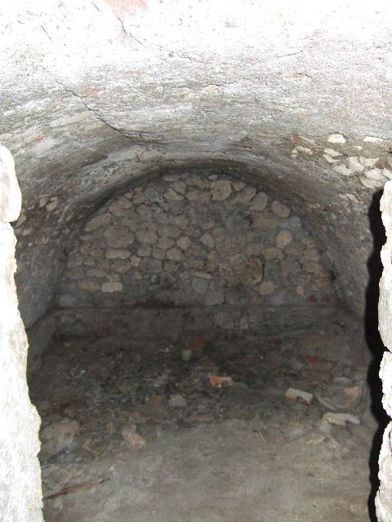 VII.15.16 Pompeii. May 2006. Granary. Room R, looking south through doorway. 