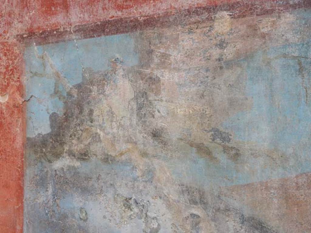 VII.16.a Pompeii. May 2015. Room 9, detail from lower south wall. Photo courtesy of Buzz Ferebee.
