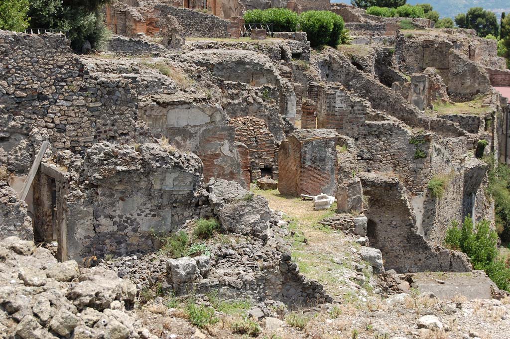 VIII.2.3 and VIII.2.16 Pompeii. December 2005. 
Two rooms belonging to lower level of VIII.2.16 beneath the oecus, on the south-east side of the peristyle/garden. 
